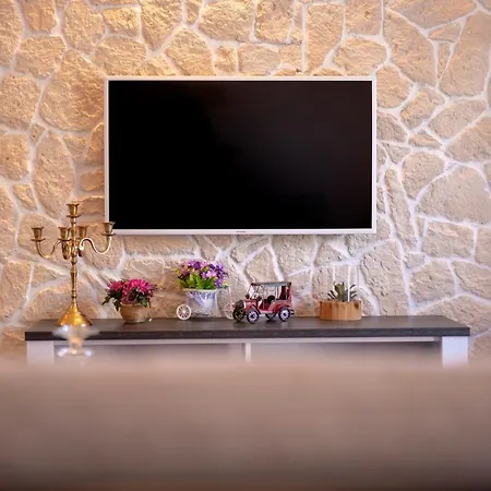 Apartment Capitis In The Center Hvar Town