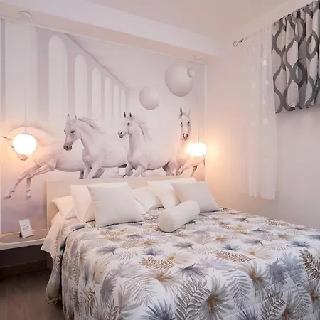 Apartment Capitis In The Center Hvar Town