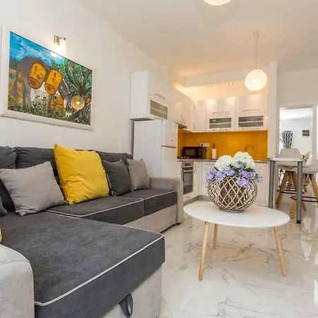 Apartment Capitis In The Center Hvar Town