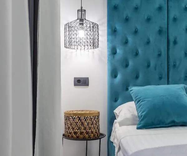 Apartament Capitis In The Centre - Private Pool & Balcony With Spectacular View-no Pool *