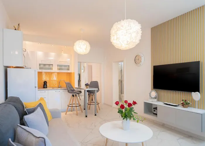 Capitis In The Centre - Private Pool & Balcony With Spectacular View-no Pool Apartament