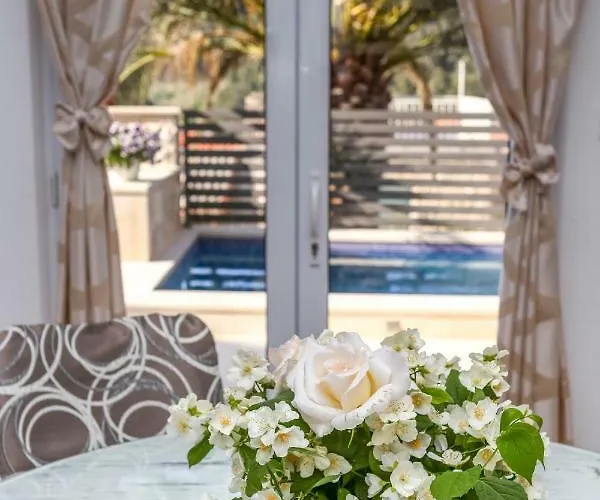 Capitis In The Centre - Private Pool & Balcony With Spectacular View-no Pool Apartament