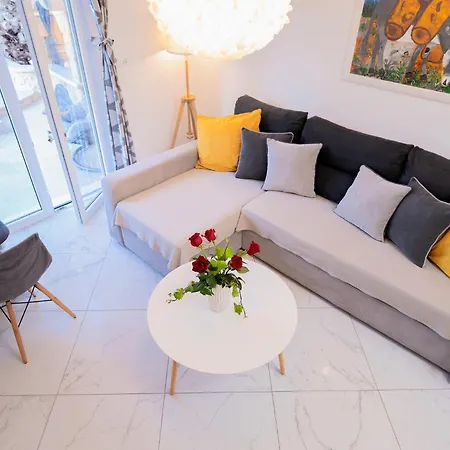 Capitis In The Center Apartment Hvar Town