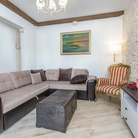 Apartmán Capitis In The Centre - Private Pool & Balcony With Spectacular View-no Pool